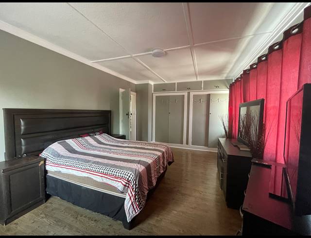 4 BEDROOM HOUSE FOR SALE IN WEBBER